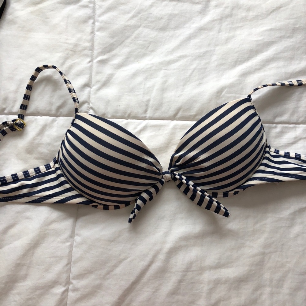 TARGET STRIPED PUSH UP BIKINI TOP